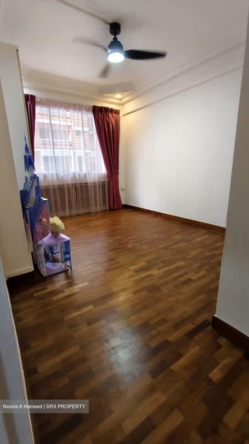 Blk 160 Pasir Ris Street 13 (Pasir Ris), HDB Executive #587123761
